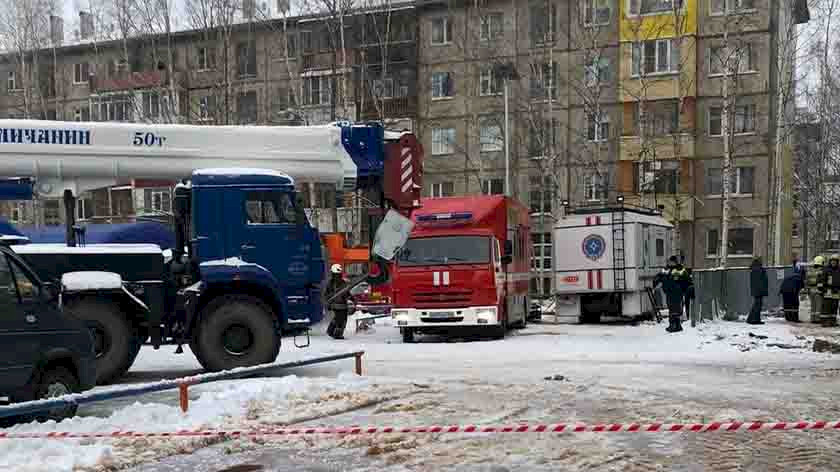 Тела ещё троих погибших извлекли из-под обломков пострадавшего при взрыве дома в Нижневартовске