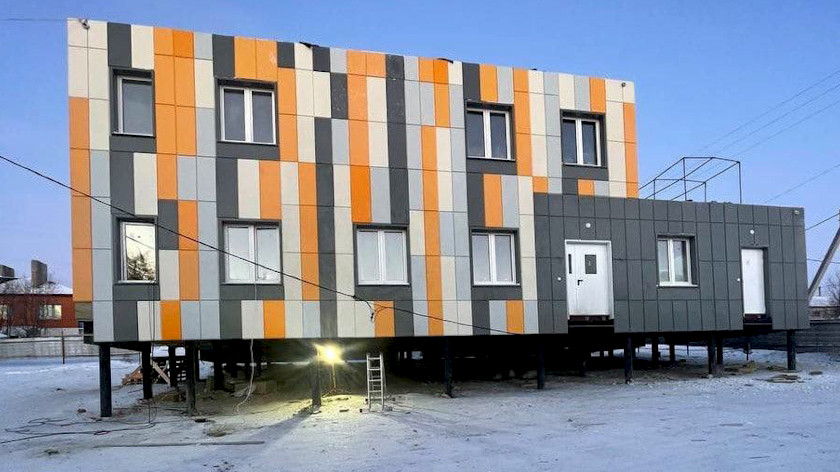 Здание подстанции скорой медпомощи в Аксарке готово наполовину