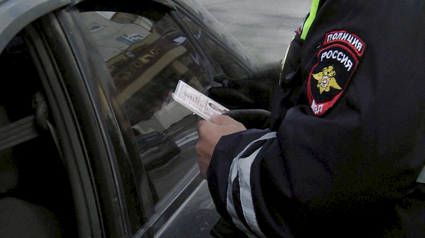 Семь нетрезвых водителей задержали автоинспекторы в ЯНАО за сутки