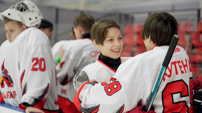 Юные хоккеисты из Ноябрьска представят округ на всероссийском турнире