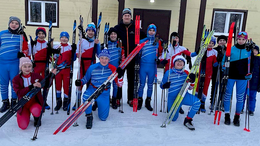 Ямальские спортсмены посоревновались в лыжных гонках в Салехарде