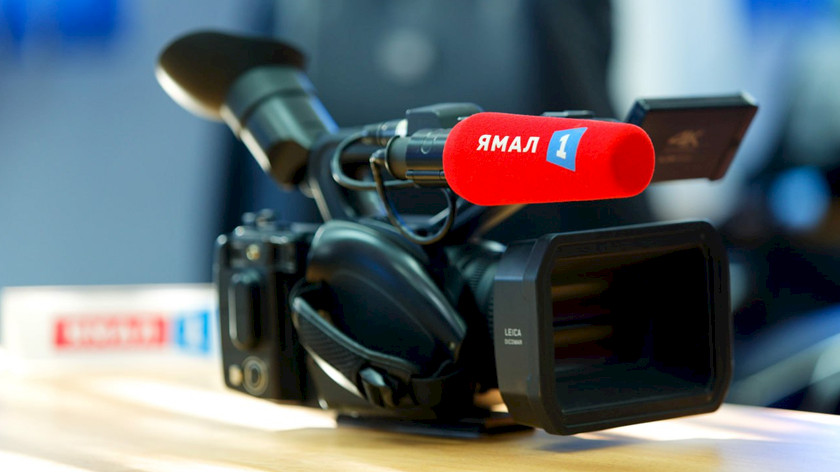 Дмитрий Артюхов поздравил журналистов ЯНАО с Днем ямальских СМИ