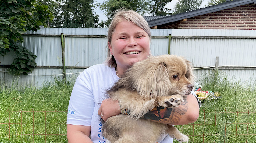 Человек собаке друг: волонтеры «Газпромнефть-Аэро» помогают собакам-инвалидам