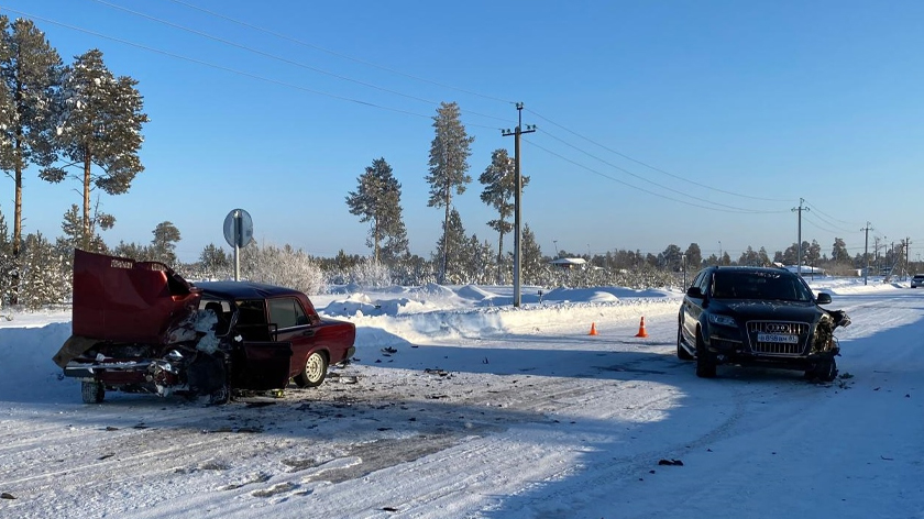 Два человека пострадали в авариях на дорогах округа за минувшие сутки   