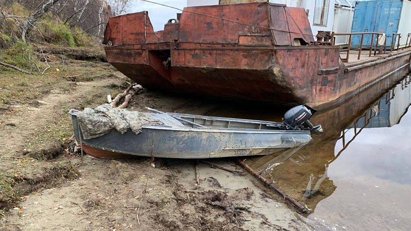 На реке в ЯНАО мужчина выпал из лодки и утонул 