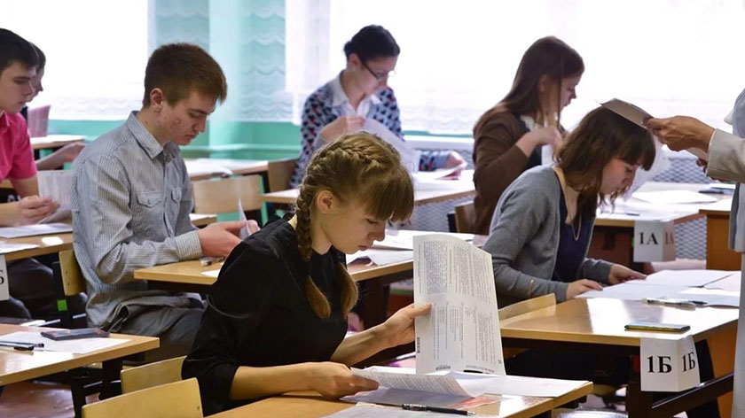 Для ямальских девятиклассников продлили сроки подачи заявлений на ГИА