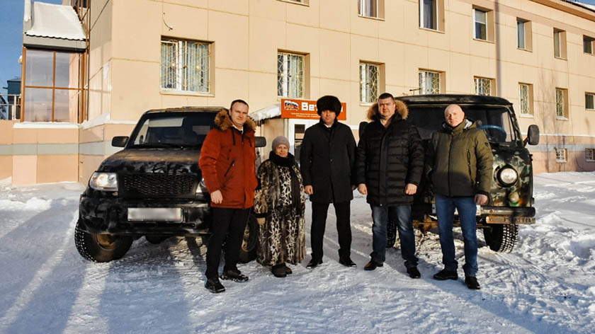 Мэра и жителей города в ЯНАО поблагодарили за транспорт для СВО. ВИДЕО