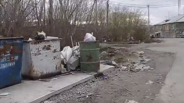 Чиновников Салехарда просят навести порядок в «забытой» части города. ВИДЕО