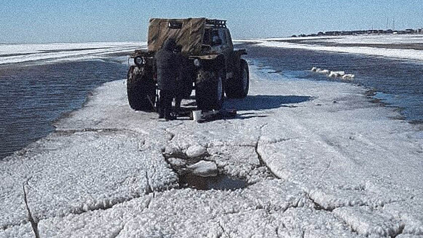 Ямальцы два дня дрейфовали на льдине. ФОТО