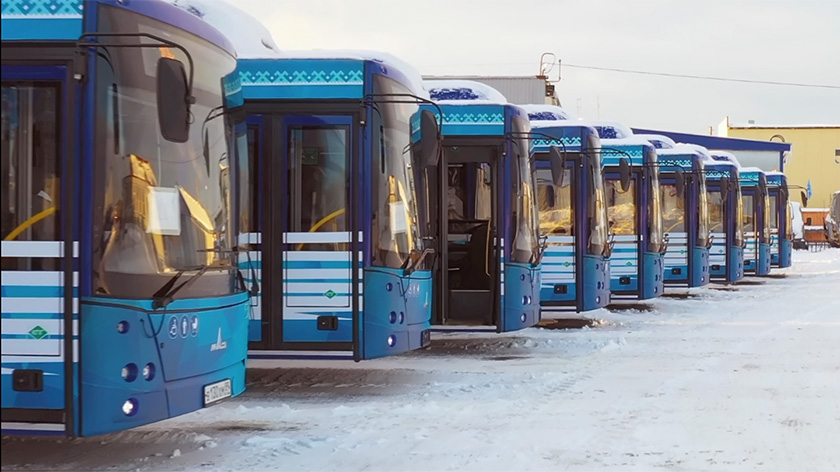 «Толку нет от новых автобусов»: жители Салехарда жалуются на «нерешаемую» транспортную проблему