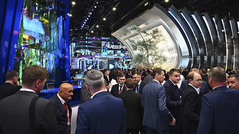 Сенатор от Ямала Пушкарев призвал закрепить особый статус арктического снега