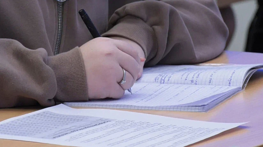 Школьники и студенты Ямала поборются за победу на Всероссийском конкурсе сочинений