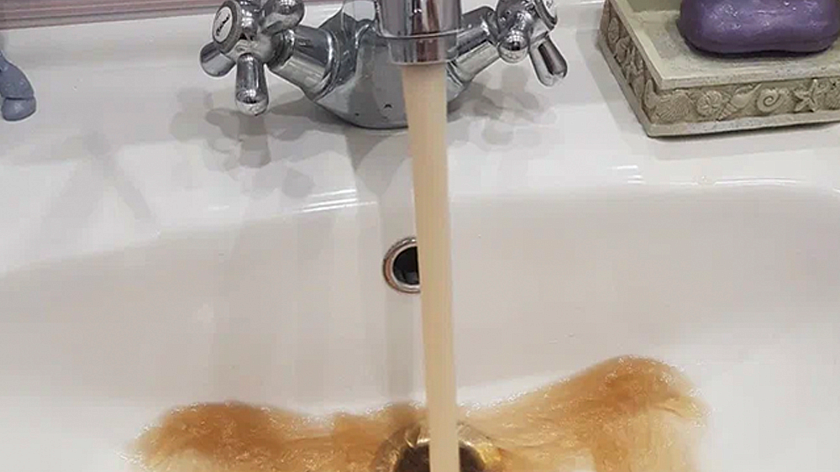 В Ноябрьске организовали подвоз чистой воды из-за нерешённой проблемы с ресурсом