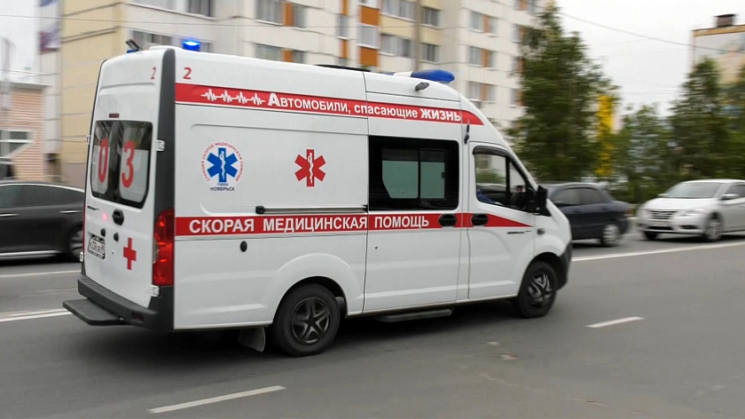 В Екатеринбурге 12 лицеистов отравились энергетическим порошком для тренировок