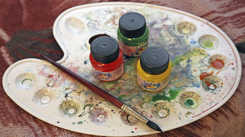 Педагог школы искусств из Нового Уренгоя получила спецпремию губернатора