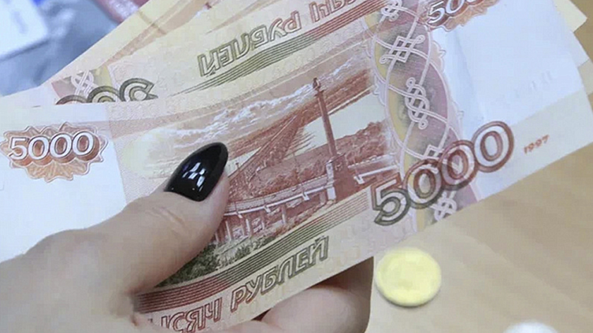 Средняя зарплата в Свердловской области в июле 2026 года составила 93 тысячи рублей