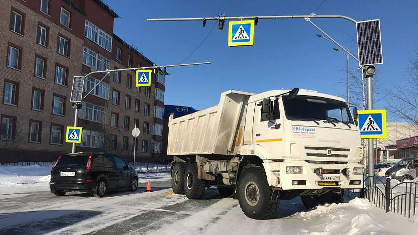  В Тарко-Сале школьницу сбил грузовик 