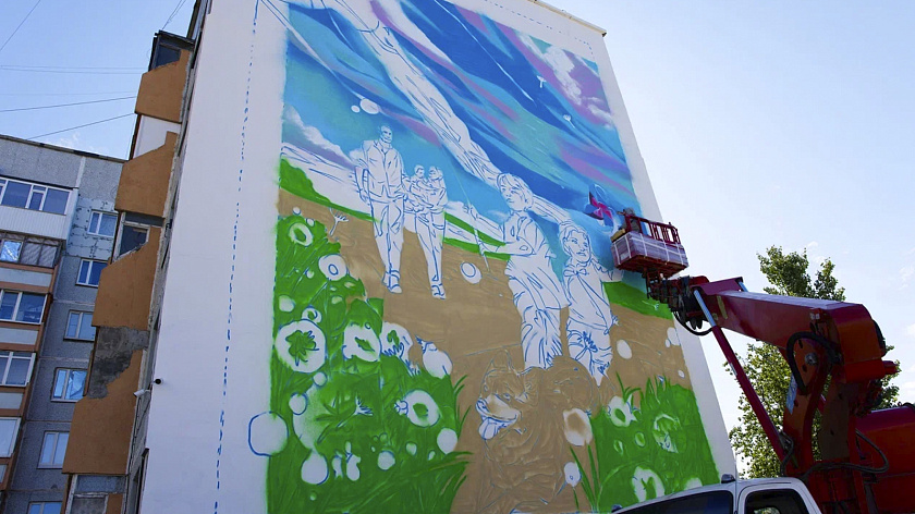 Художники из разных регионов нарисуют более 20 муралов на Ямале