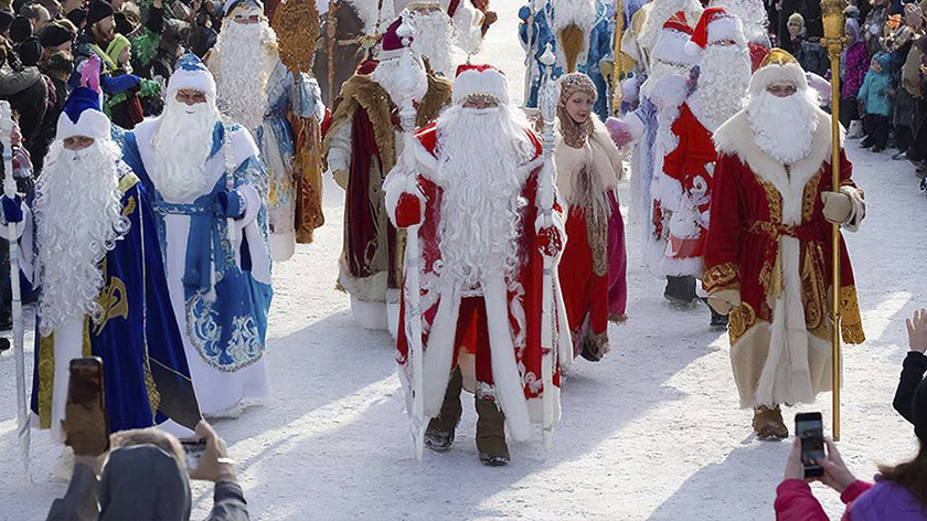 В Муравленко состоялся парад Дедов Морозов