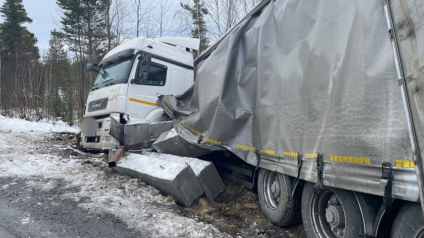 Шесть ДТП произошло в Ноябрьске из-за плохих погодных условий