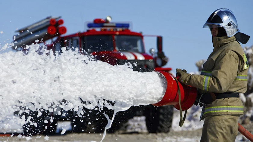 Стало известно об одном пострадавшем при пожаре в жилом доме Салехарда