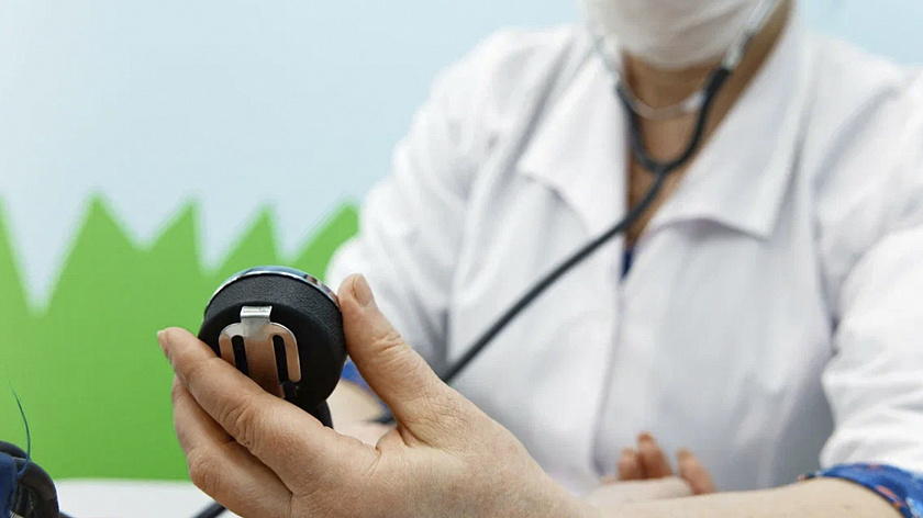 Ямальские больницы благодаря региональной программе с начала 2025 года пополнили 35 врачей