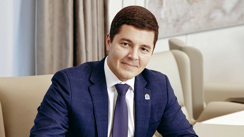 Артюхов поздравил ямальских женщин с 8 Марта