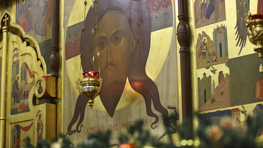 Артюхов поддержал рождественскую акцию «Светлый ангел» 