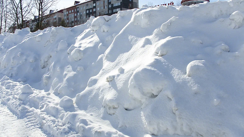 Салехардские правоохранители выявили нарушения при зимнем содержании дорог