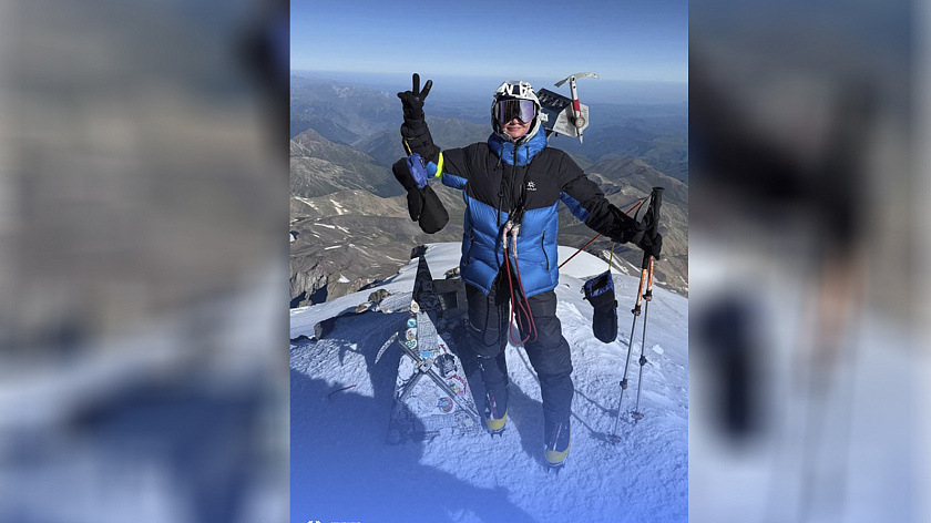 Медсестра из сургутской больницы покорила Эльбрус