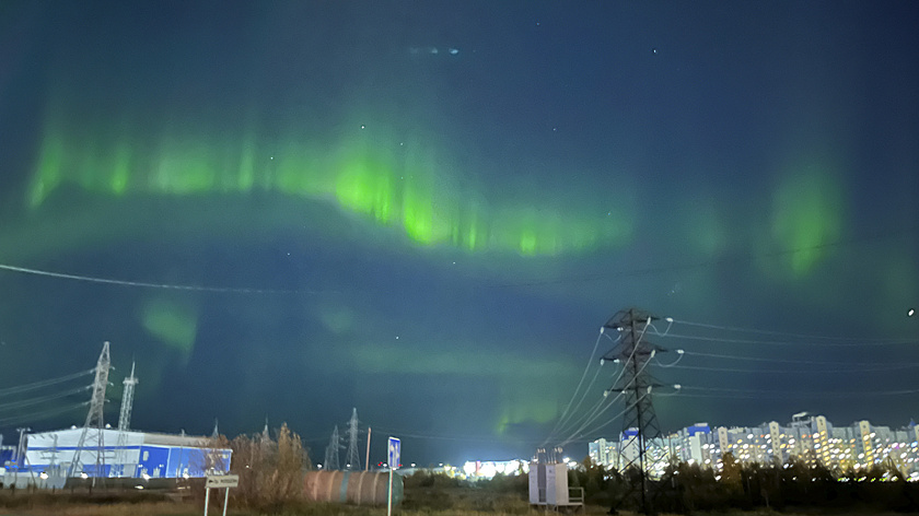 Северное сияние заворожило жителей Ноябрьска