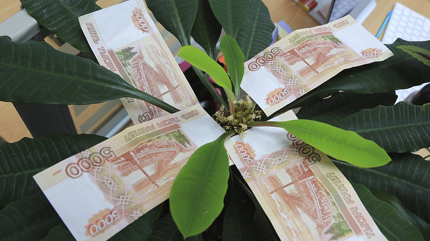 Зарплаты в Петербурге вырастут на 3–4%