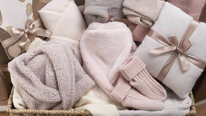 Свыше 2,5 тысячи северянок получили подарок «Ямальской маме»