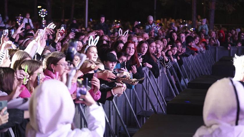 Большинство жителей Муравленко поддержали выступление местных артистов на Дне города