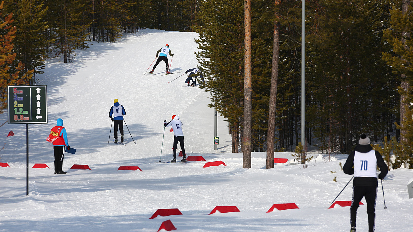 В Муравленко на новой лыжной базе прошли первые официальные соревнования