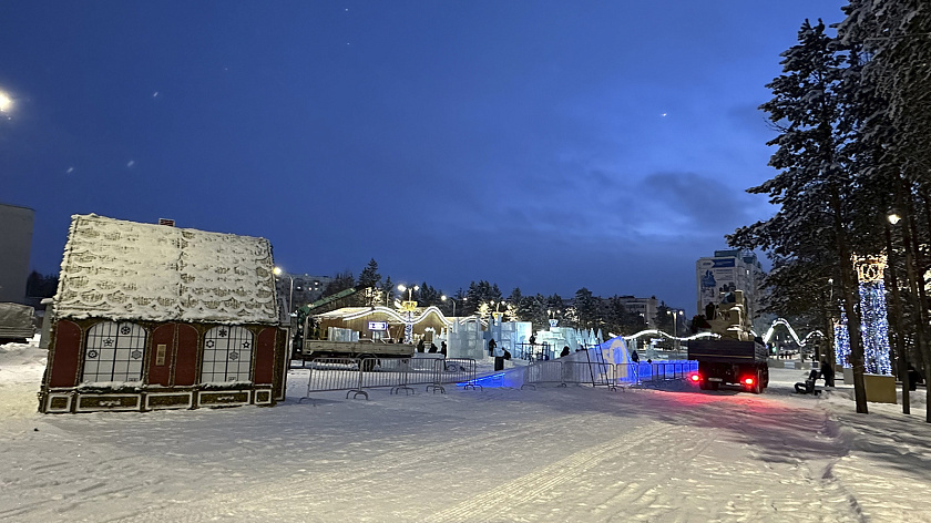 В Ноябрьске готовятся к торжественному открытию ледового городка