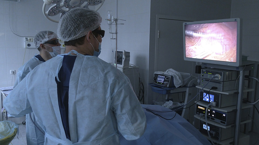 В Сургуте впервые провели сложную операцию по замене клапана сердца ребёнку