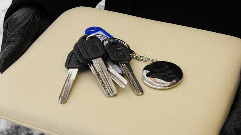 В Сургуте 30 нуждающихся югорчан получили ключи от нового жилья