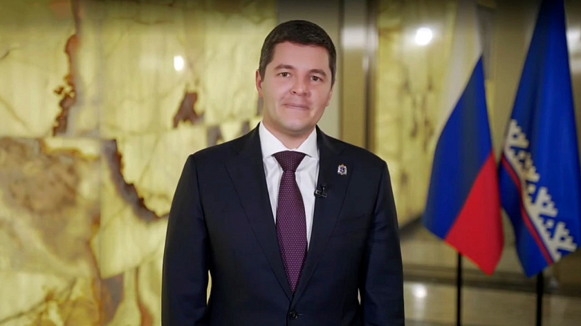 Артюхов поздравил ямальцев с последним школьным звонком