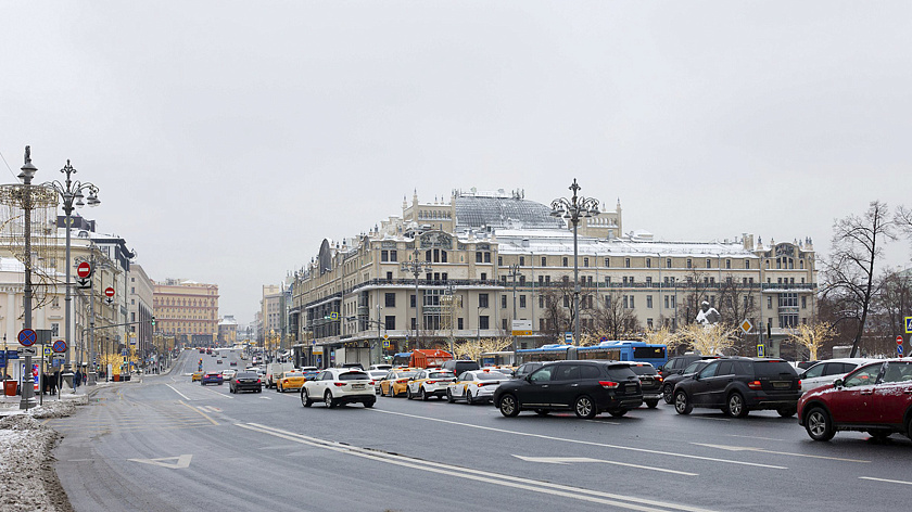 Синоптики назвали самый тёплый день текущей недели в Москве 