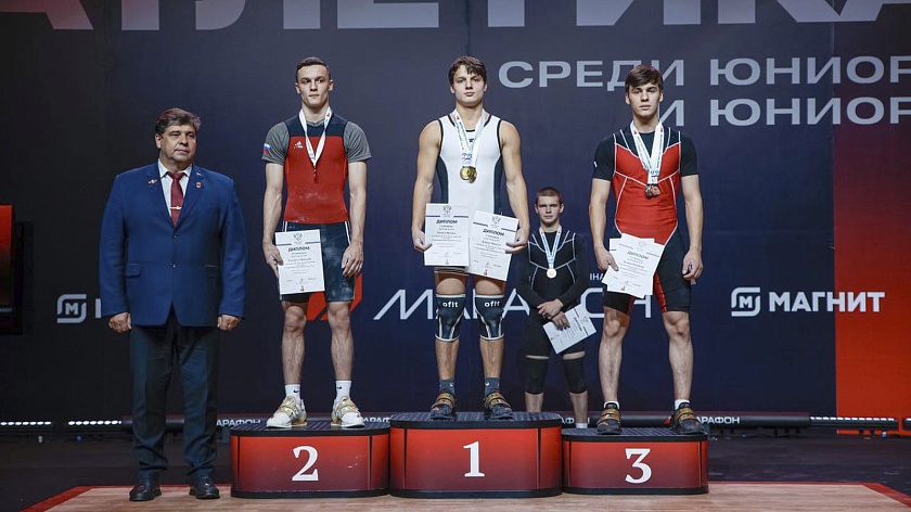 Салехардец стал чемпионом России по тяжёлой атлетике