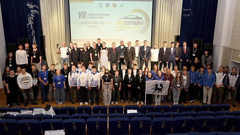 Команда Муравленко стала победителем окружного конкурса по автомногоборью