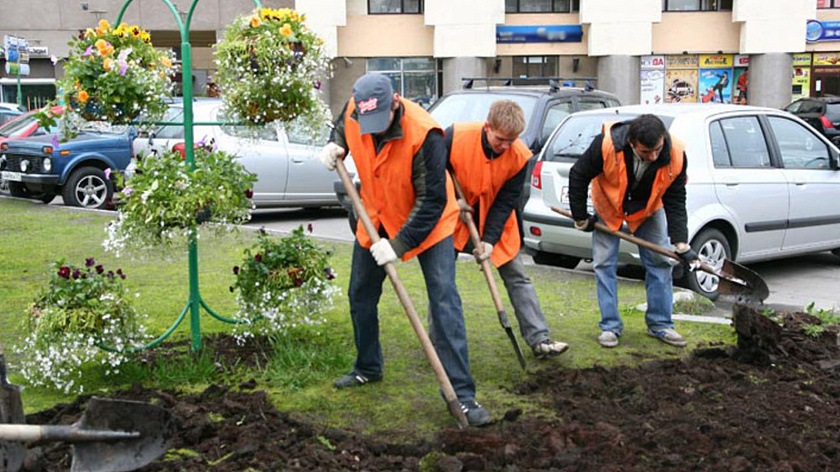 На Ямале стартовал приём заявок на летнее трудоустройство школьников
