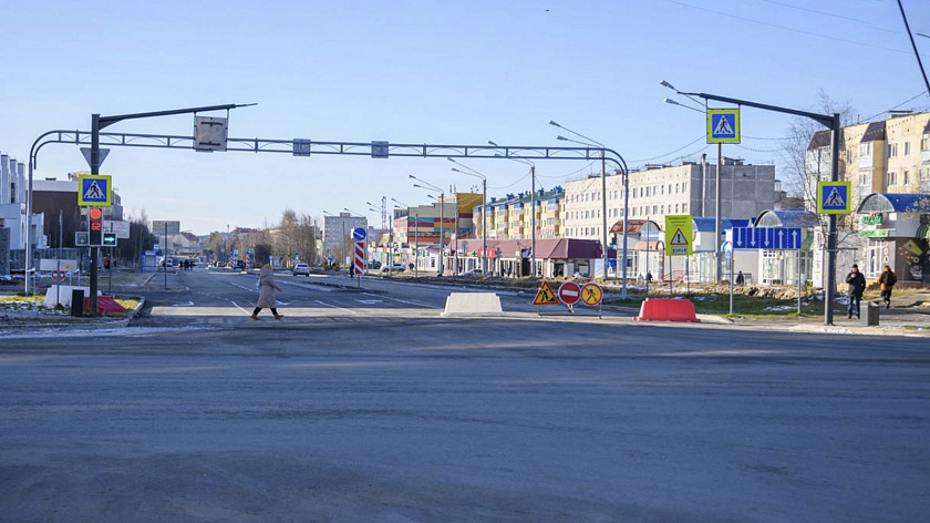 В Ноябрьске после ремонта открыли дорожный участок на Советской