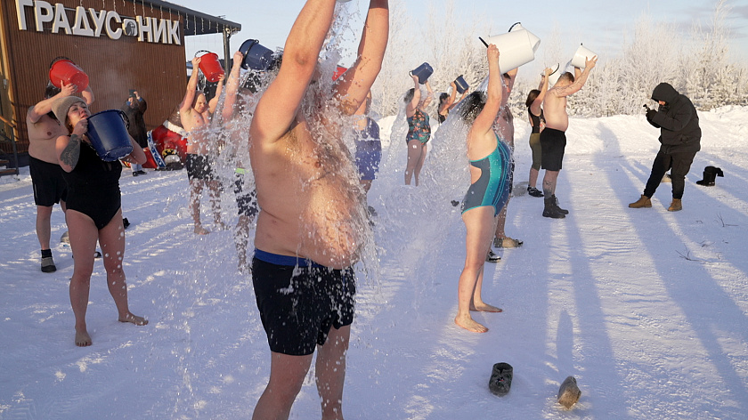 Горячий лёд: на Ямале пройдёт массовое обливание холодной водой