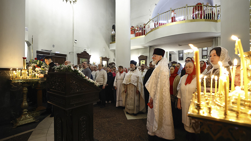 Ямальцев поздравили с праздником светлой Пасхи