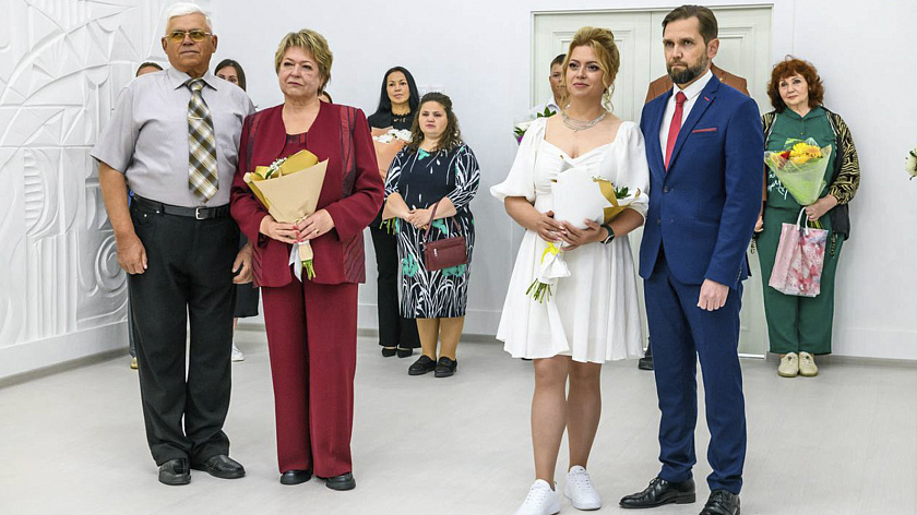Семья первопроходцев из Ноябрьска отпраздновала золотую свадьбу