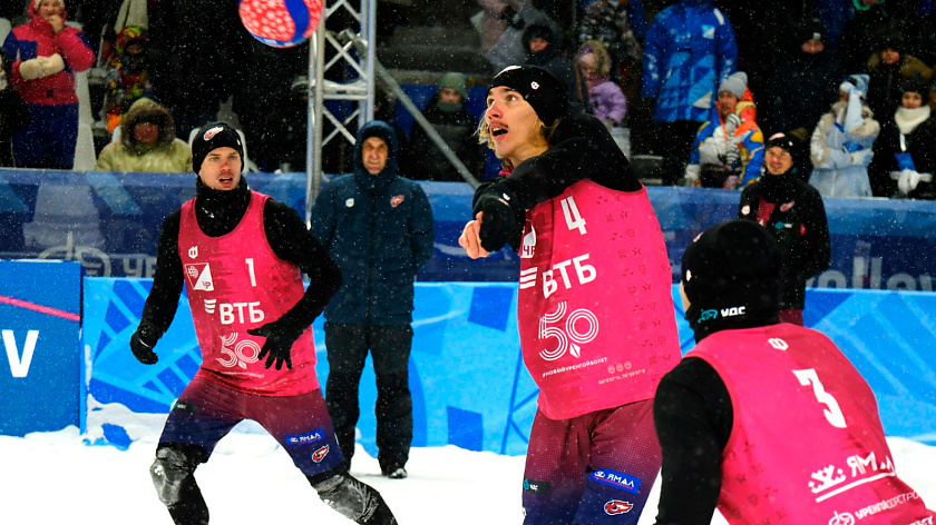 Снежники «Факела» взяли бронзу на чемпионате России по волейболу на снегу