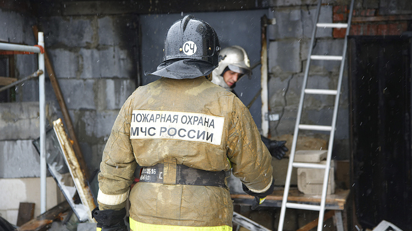 Пожар в дачном доме из-за сломанной печи унес жизнь мужчины в Сургуте