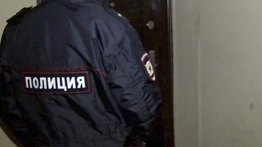 Буйная жительница Красноселькупа может оказаться за решёткой за нападение на силовика